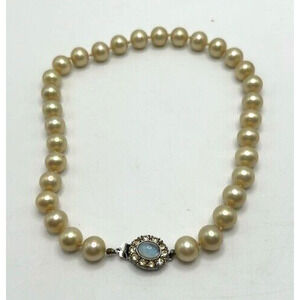 Vintage Ciner Faux Pearl And Moonstone Glass Hand‎ Knotted Necklace Choker